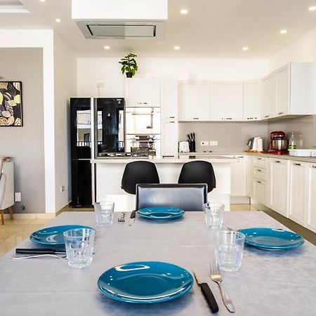 Mellieha, Luxury 3 Bedroom Azure Maisonette 외부 사진